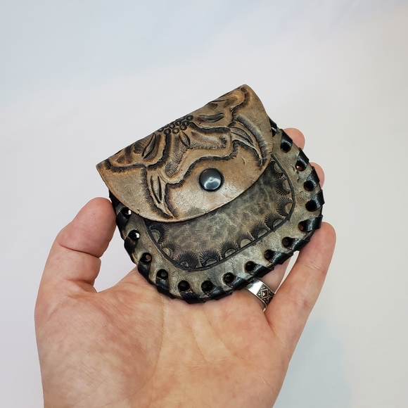 Handmade Leather Coinpurse - Picture 1 of 4